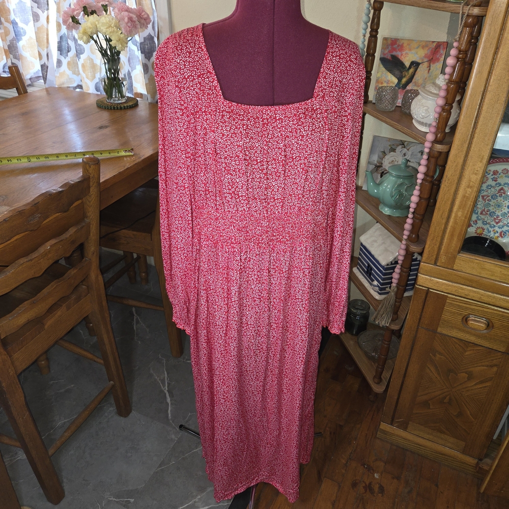NWT Kancy Kole Long Sleeve Red And White Floral Dress. Size 2XL. LLCP